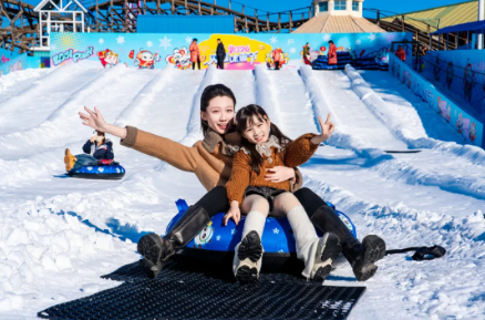 在天津来个出溜滑~一秒穿越“东北”！